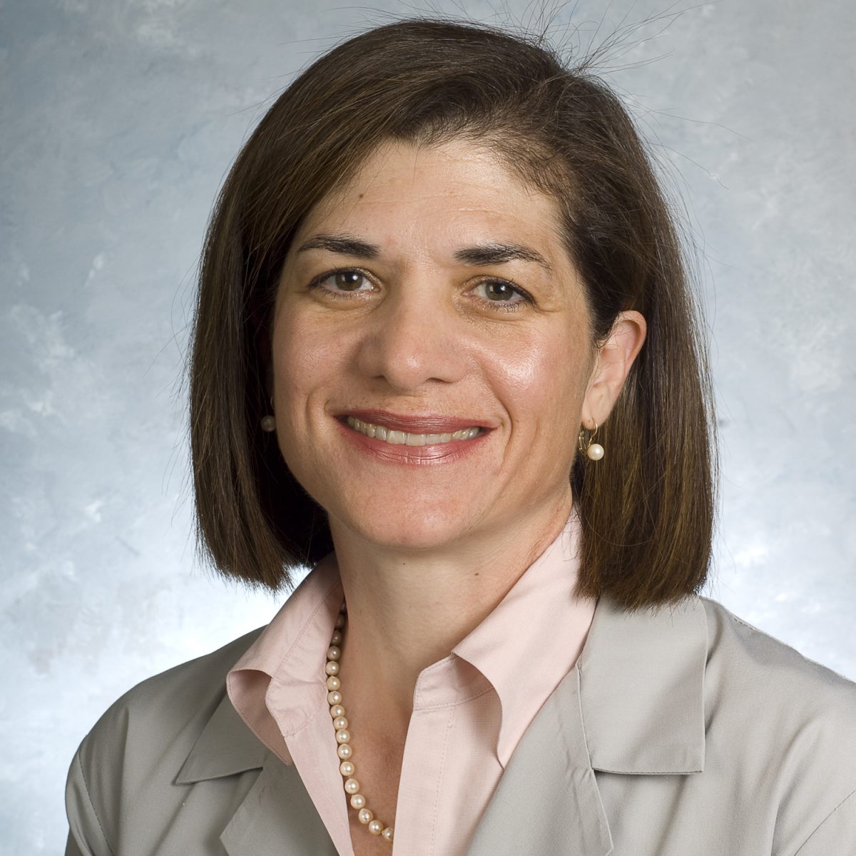 Julie Holland, ’89 MD