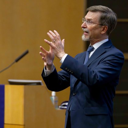 Trailblazing Biochemist Delivers Kimberly Prize Lecture